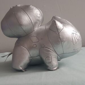 Pokemon Silver Bulbasaur Plush